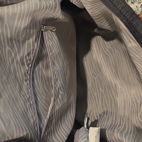 DELSEY ON THE GO SHOULDER BAG. FOLDABLE. BLACK. - Picture 4 of 12